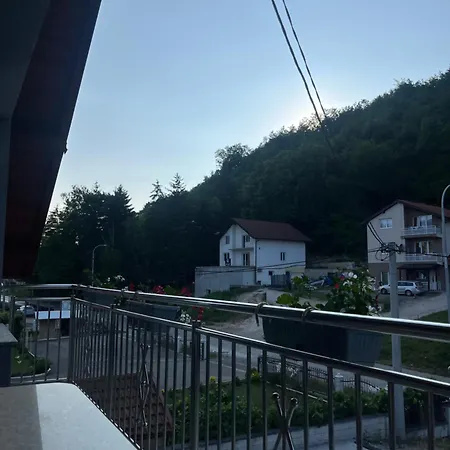 Gasthof Apartman Holiday